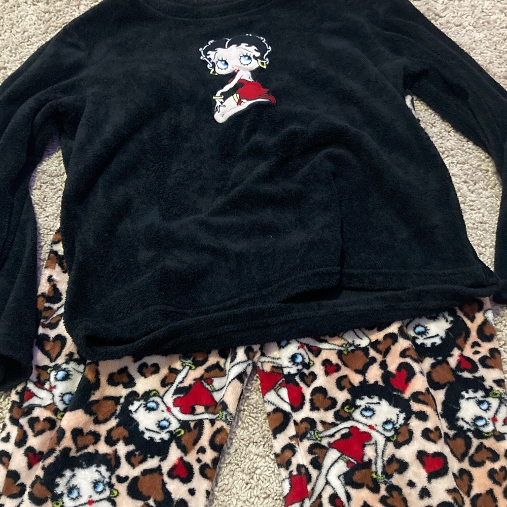 Betty boop pajamas ( will be unlisted soon! )